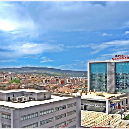 Grand Asya Hotel Bandırma Zewnętrze zdjęcie