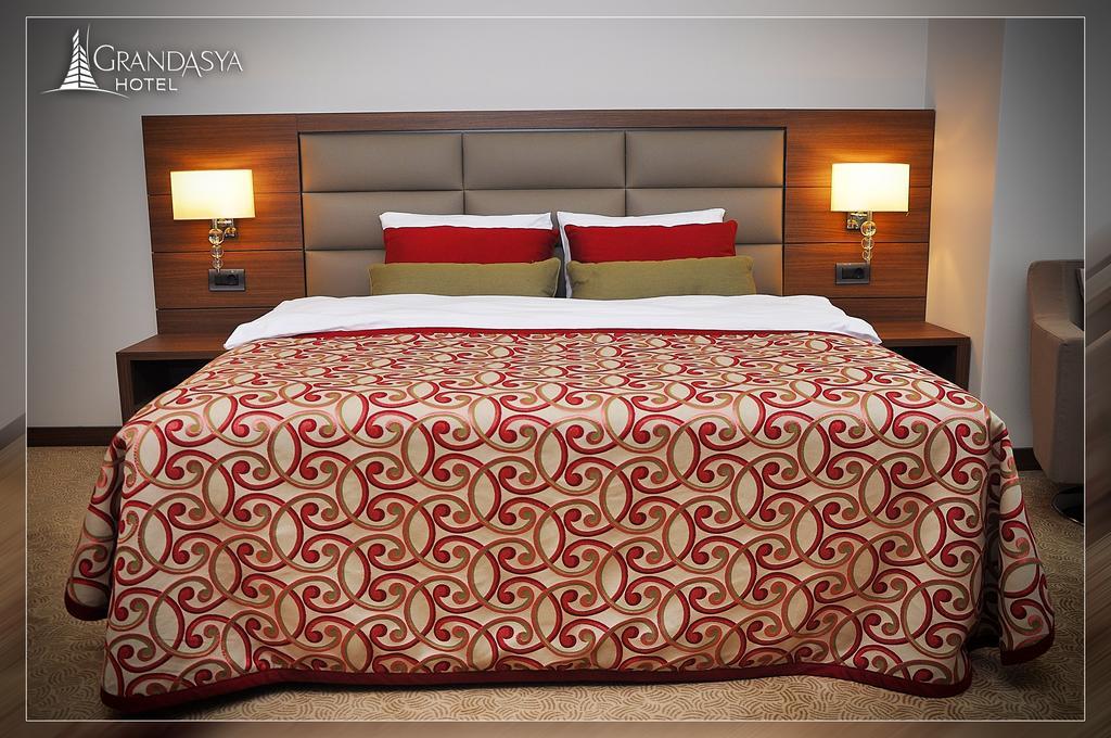 Grand Asya Hotel Bandırma Zewnętrze zdjęcie